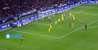 马内：萨拉赫是那种一看到球门就谁也不看的人，这是他的天性