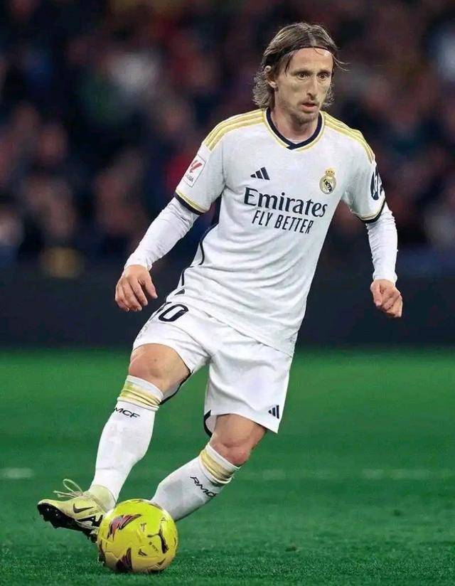 国安沉闷半场！45分钟1射，最新消息：塞蒂恩有点懵，还在阵痛期