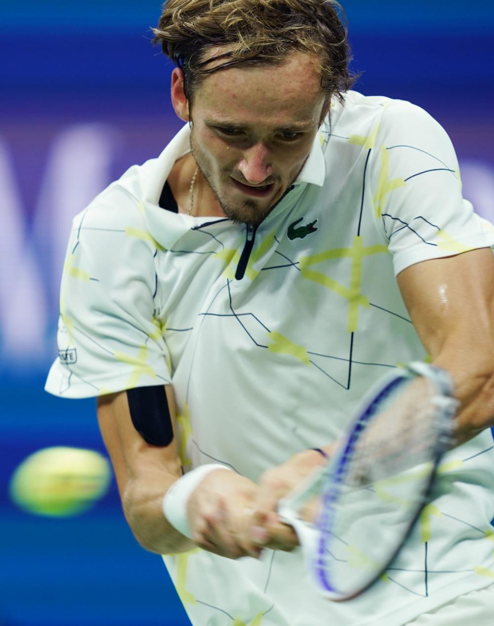 队提供了宝 队提供了宝